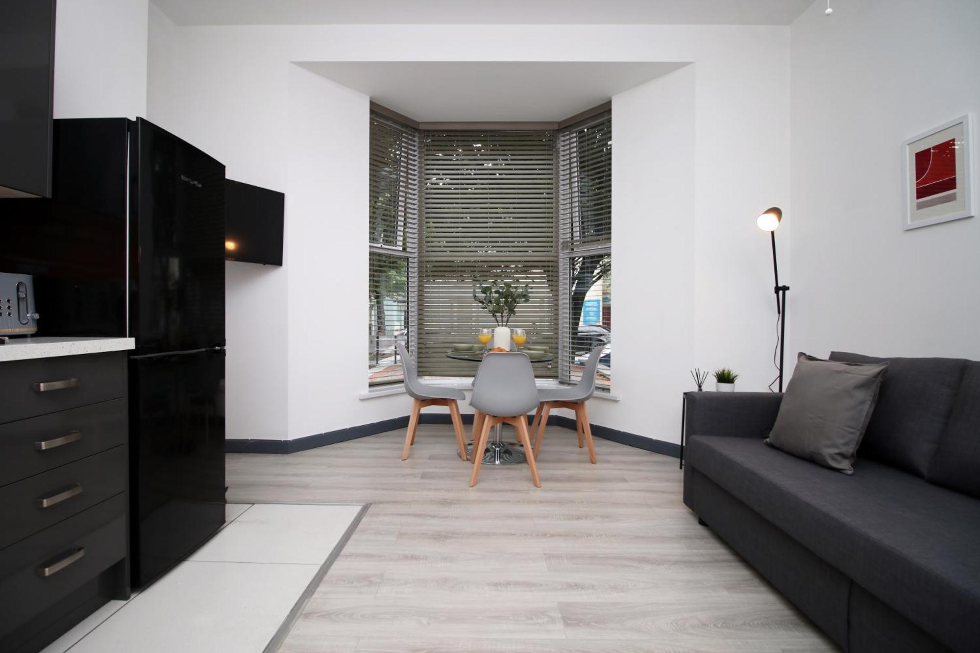 Fully Equipped Kitchen, Parking, City Centre Swansea Eksteriør bilde