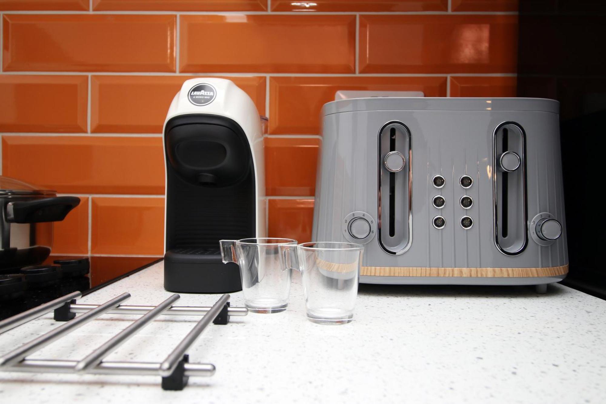 Fully Equipped Kitchen, Parking, City Centre Swansea Eksteriør bilde